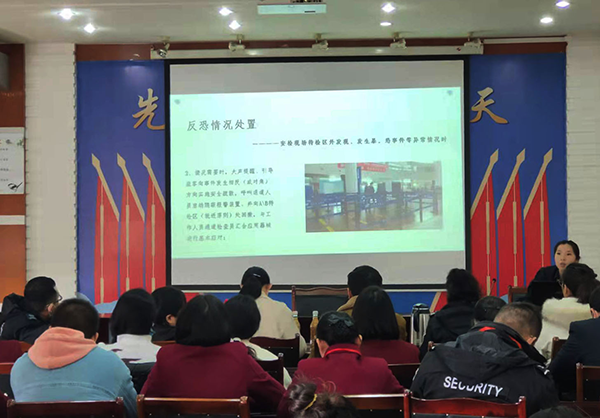 1644288113104644.png 集團(tuán)公司開展內(nèi)部兼職教員競聘會2.png