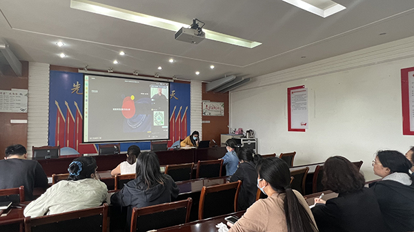 1649999656786147.jpeg 集團公司財務人員參加網絡培訓.jpeg